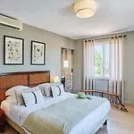 De Charme Visto Hotel Gassin