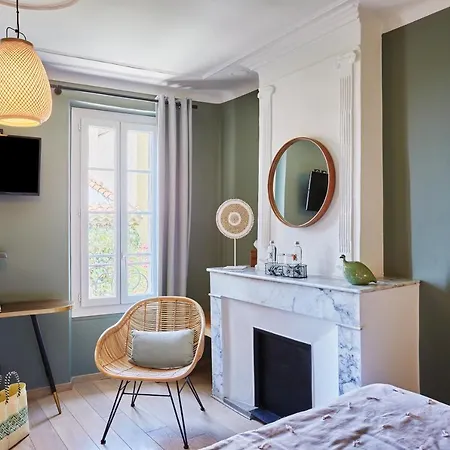 De Charme Visto 가신